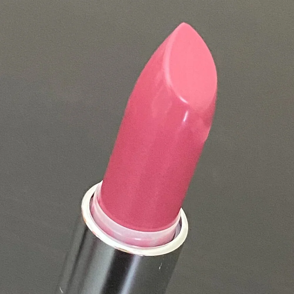 Clinique Pop Lip Colour + Primer in PLUM POP